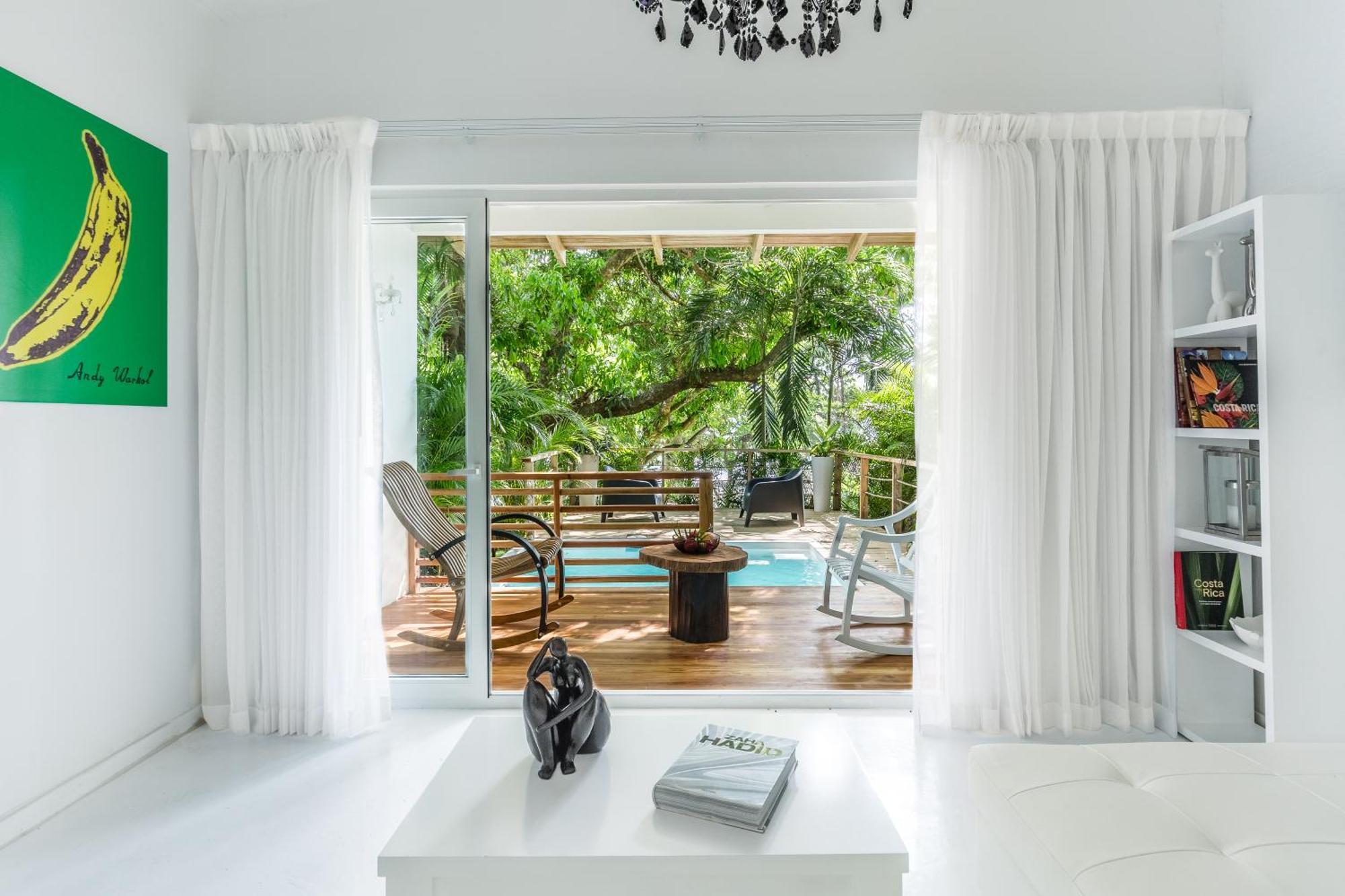 Gigi Brown Beachfront Santa Teresa Malpais Bilik gambar